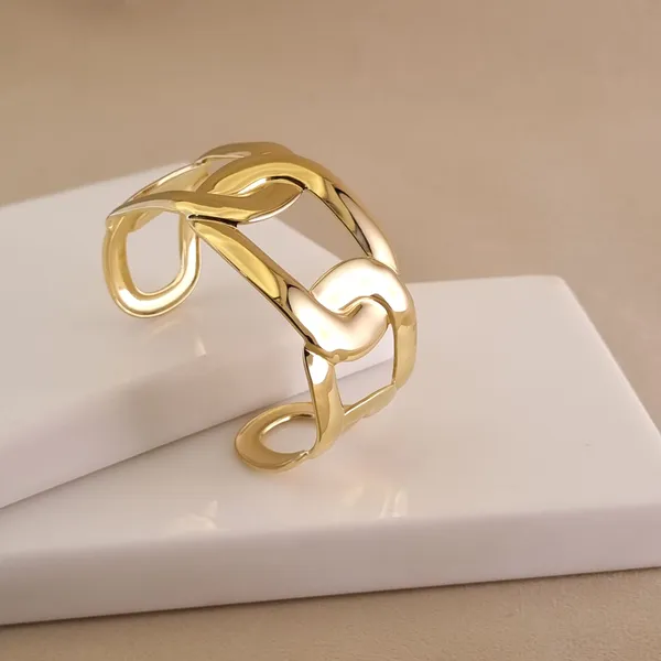 Chain_Link_Aura_Cuff