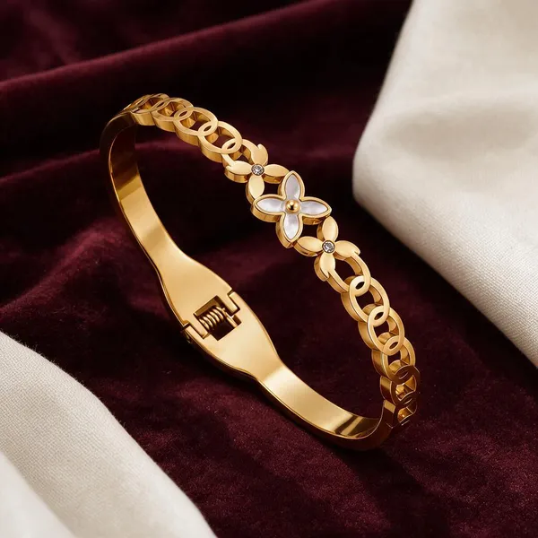 Gold_Stainless_Steel_Fleur_Motif_Chain_Spring_Cuff_Bracelet_For_Women
