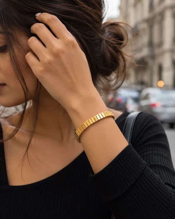 Gold_Tile_Stretch_Bracelet