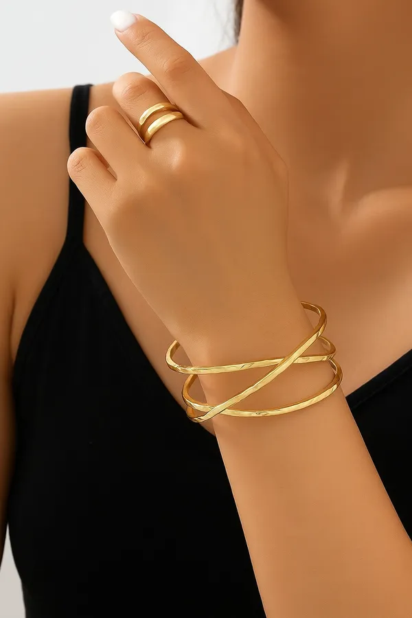 Golden_Wave_Cuff_Bracelet