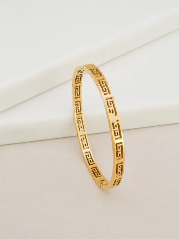 Greek_Key_Side_Lock_Cuff_Bracelet