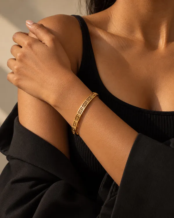 Greek_Key_Side_Lock_Cuff_Bracelet