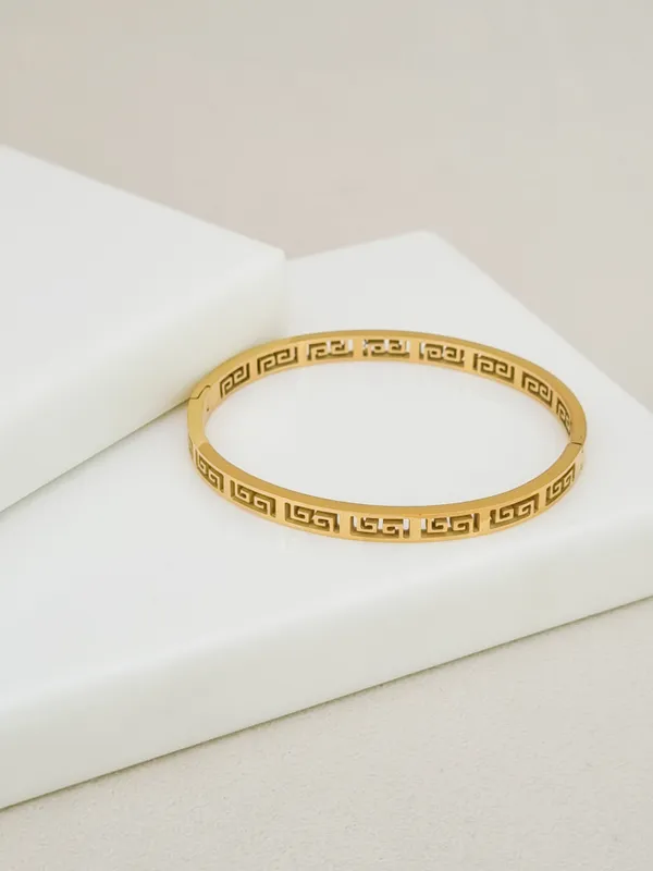 Greek_Key_Side_Lock_Cuff_Bracelet