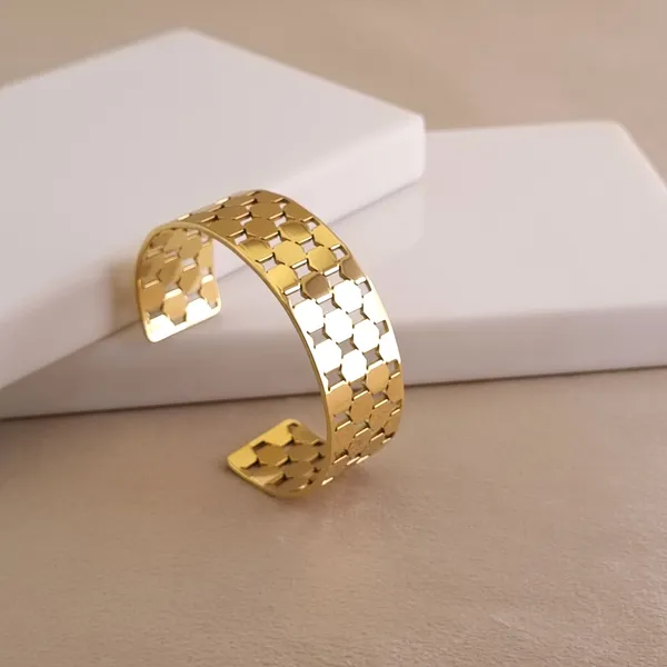 Gold_Stainless_Steel_Honeycomb_Aura_Cuff_Bracelet_For_Women