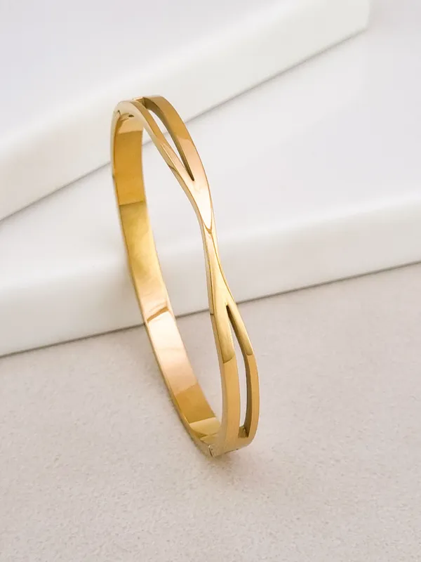 Infinity_Cross_Side_Lock_Cuff_Bracelet