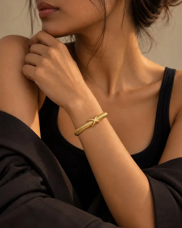 Infinity_Knot_Spring_Cuff_Bracelet