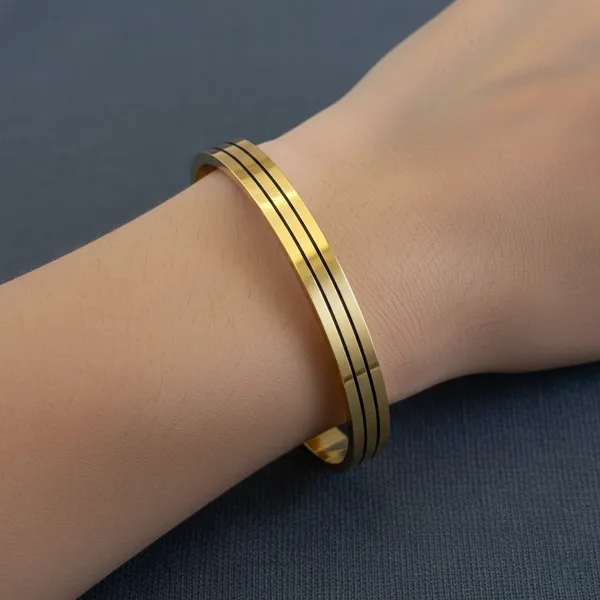 Gold_Stainless_Steel_Triple-Groove_Linear_Bangle_For_Women