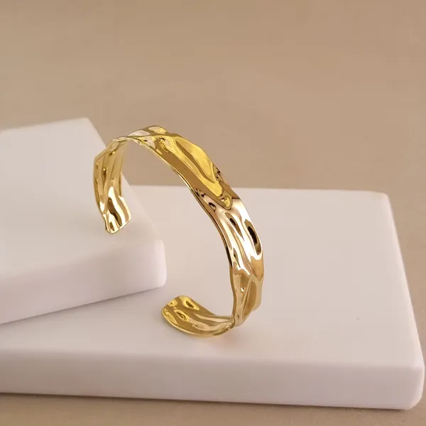 Liquid_Gold_Cuff