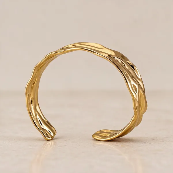 Gold_Stainless_Steel_Liquid_Wave_Cuff_Bracelet_For_Women