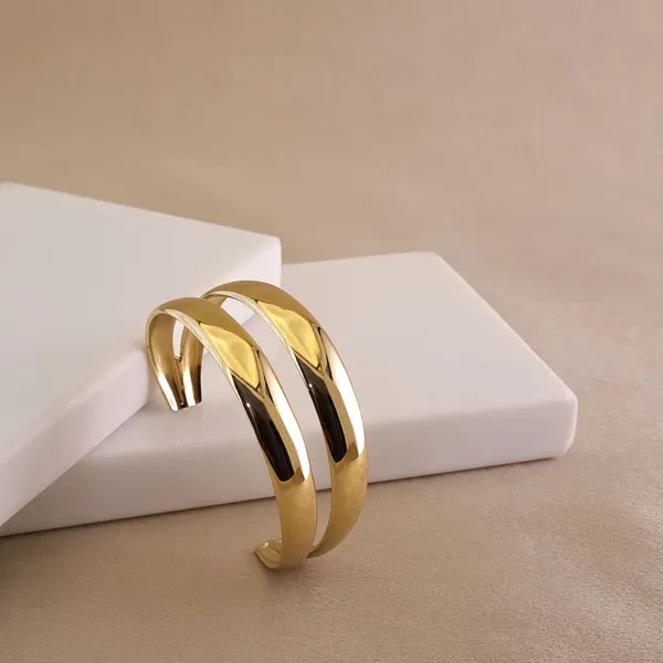 Minimalist_Duet_Cuff_Set