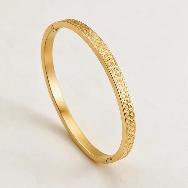 Gold_Stainless_Steel_Prism_Geometric_Bangle_For_Women