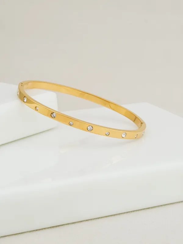 Gold_Stainless_Steel_Scatter_Cz_Side_Lock_Cuff_Bracelet_For_Women