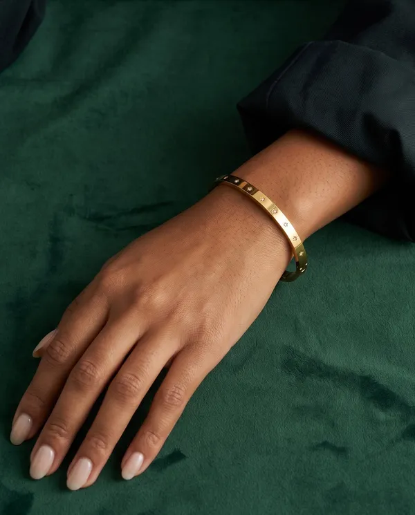 Stellar_CZ_Star_Side_Lock_Cuff_Bracelet