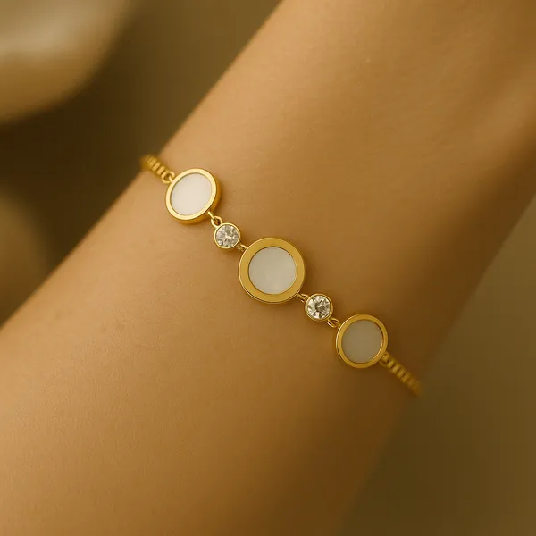 Gold_Stainless_Steel_Celeste_Loop_Bracelet_For_Women
