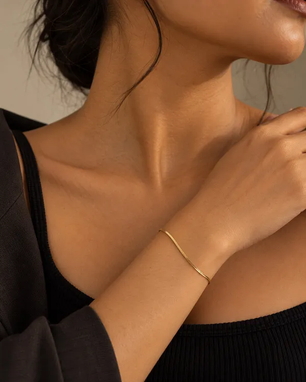 Gold_Stainless_Steel_Slim_Snake_Chain_Bracelet_For_Women