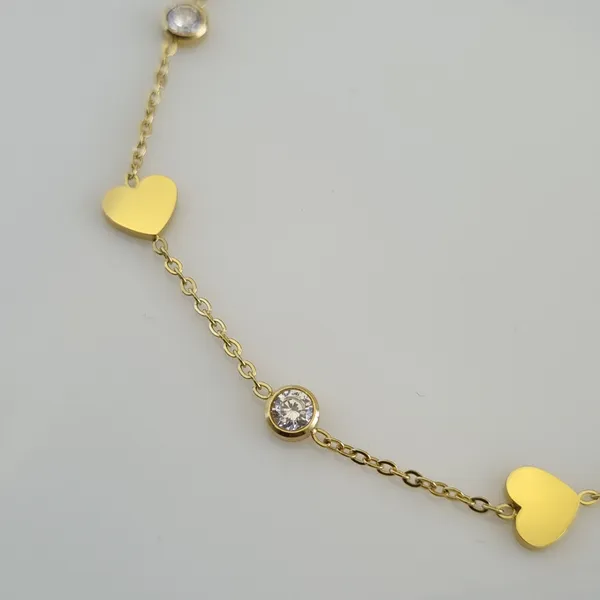 Gold_Stainless_Steel_Heart_Charm_Bracelet_For_Women