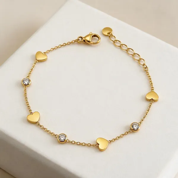 Gold_Stainless_Steel_Heart_Charm_Bracelet_For_Women