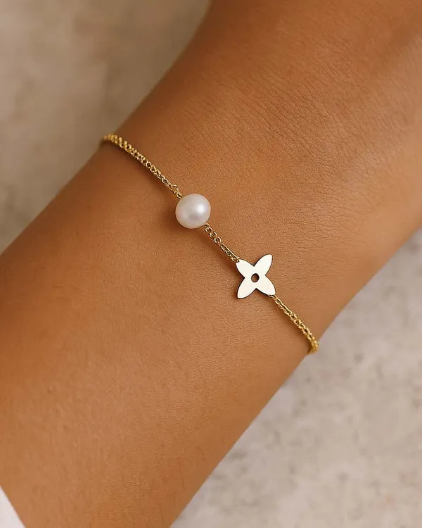 Gold_Stainless_Steel_Pearl_Bracelet_For_Women