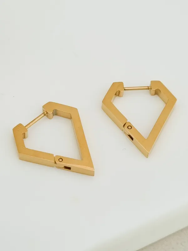 Gold_Stainless_Steel_Angular_Diamond_Hoop_Earrings_For_Women
