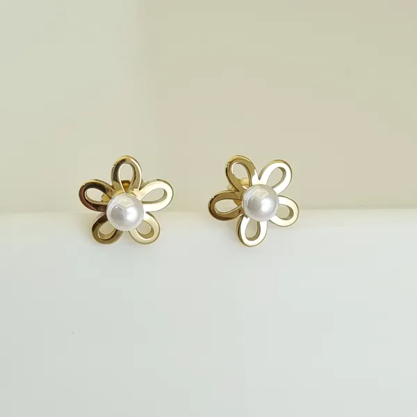 Gold_Stainless_Steel_Blossom_Pearl_Stud_Earrings_For_Women
