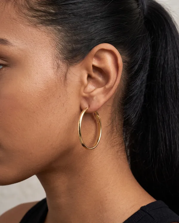 Classic_Gold_Hoop_Earrings