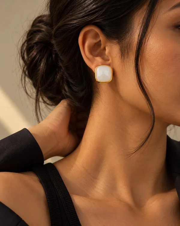 Cognac_Resin_Cushion_Statement_Stud_Earrings