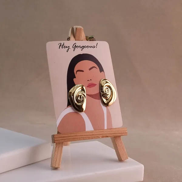 Curve_&_Gold_Earrings