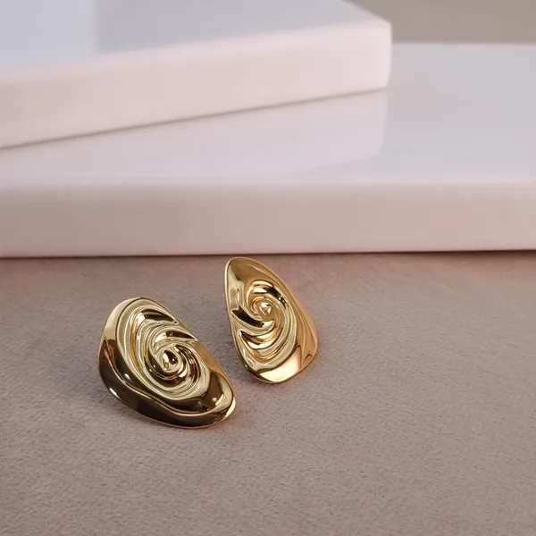 Gold_Stainless_Steel_Curved_Arc_Hoop_Earrings_For_Women