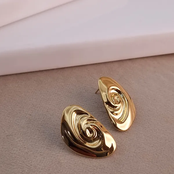 Gold_Stainless_Steel_Curved_Arc_Hoop_Earrings_For_Women