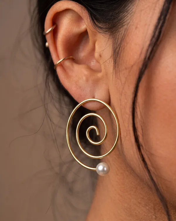 Gold_Spiral_Pearl-Tip_Hoop_Earrings