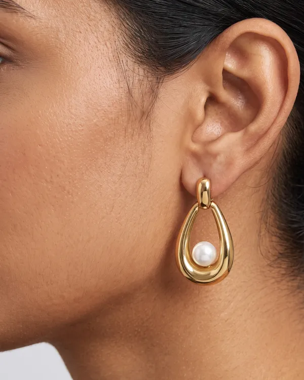 Gold_Stainless_Steel_Teardrop_Pearl_Drop_Earrings_For_Women