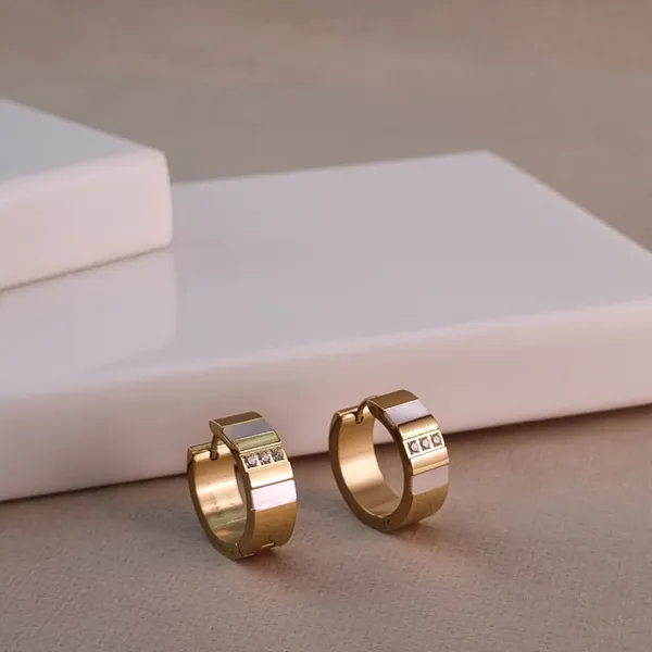 Luminous_Hoops_Earrings