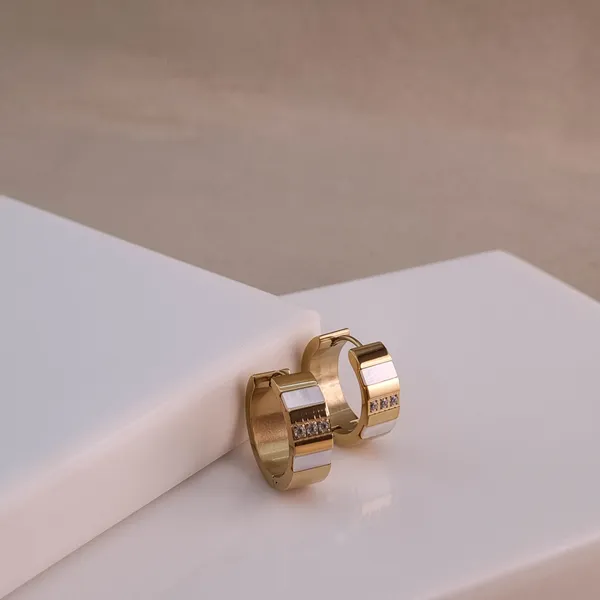 Luminous_Hoops_Earrings
