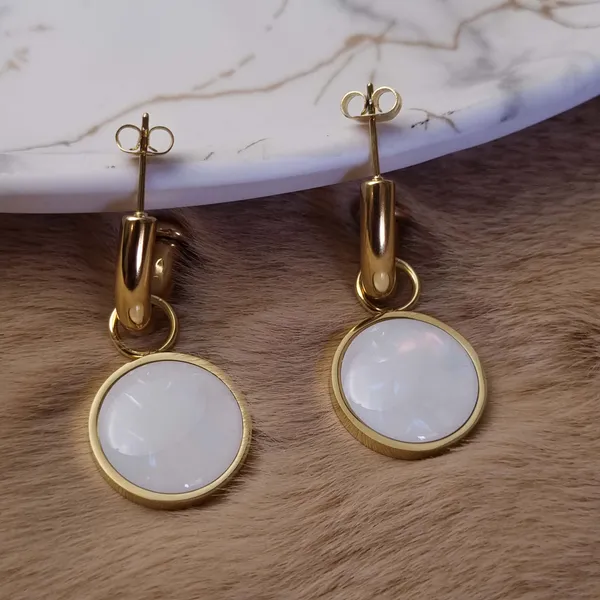 Lunar_Glow_Drop_Earrings