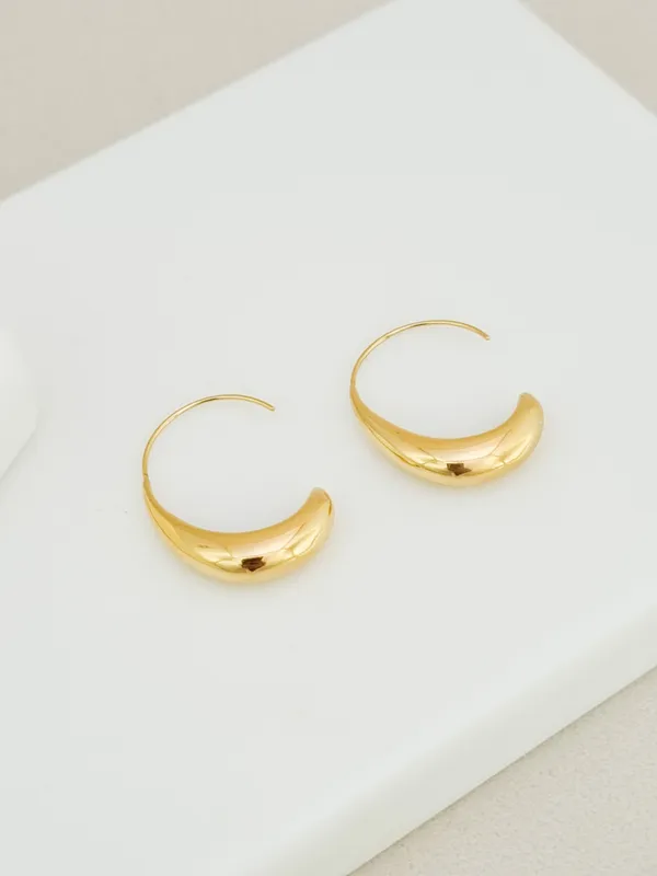 Molten_Crescent_Tapered_Hoop_Earrings