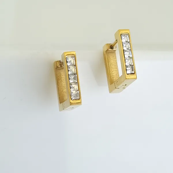 Gold_Stainless_Steel_Baguette_Vertical_Stud_Earrings_For_Women