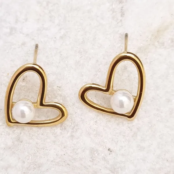 Open_Heart_Pearl_Stud_Earrings
