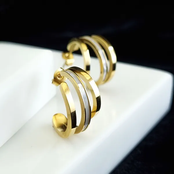 Gold_Stainless_Steel_Tri-Fold_Gilded_Inlay_Hoop_Earrings_For_Women