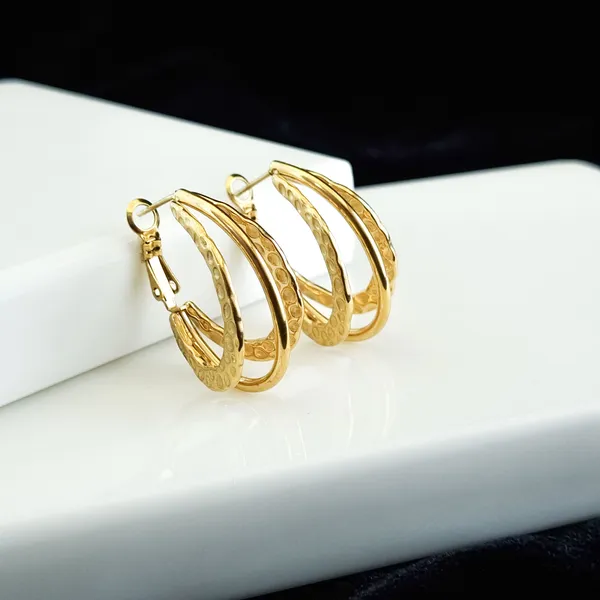 Trident_Textured_Triple_Hoops