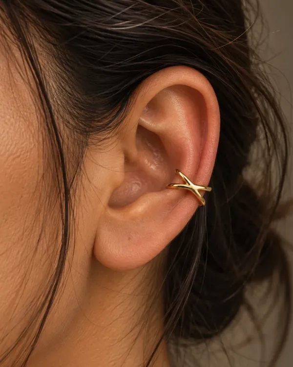 Gold_Stainless_Steel_Crossed_Wire_Sculptural_Ear_Cuff_For_Women
