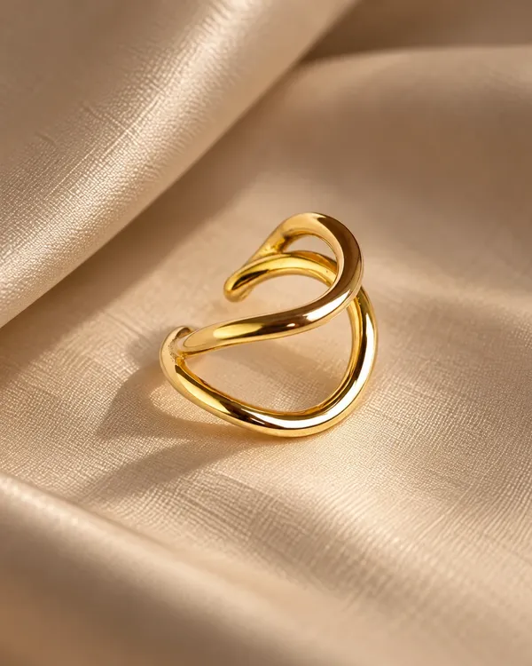 Fluid_Wave_Ear_Cuff