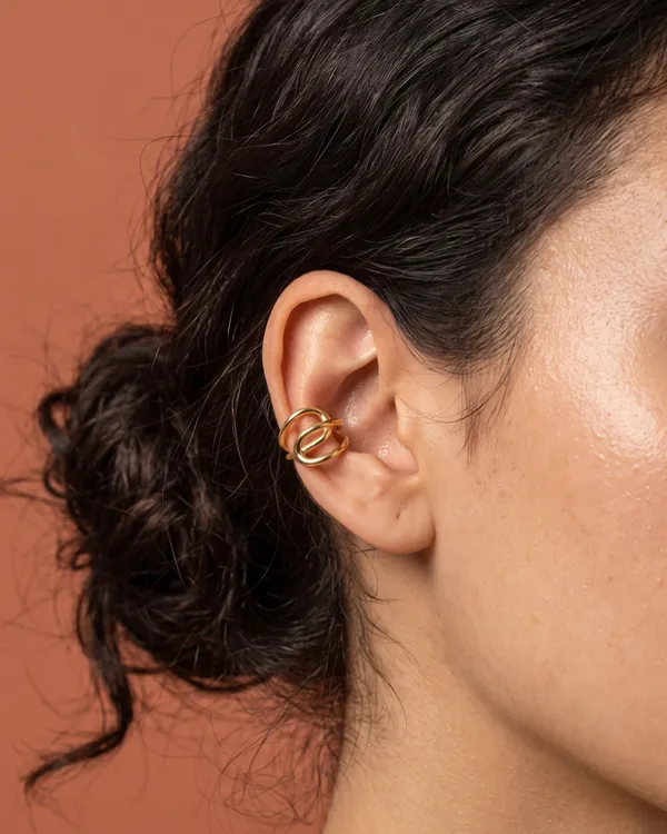 Looped_Orbit_Sleek_Ear_Cuff