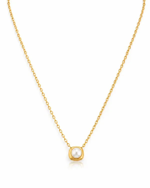 Cushion_Bezel_Pearl_Pendant_Necklace
