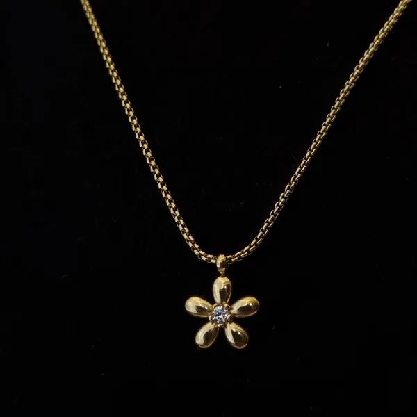 Dainty_Bloom_Necklace