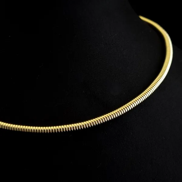 Omni_Structured_Snake_Choker