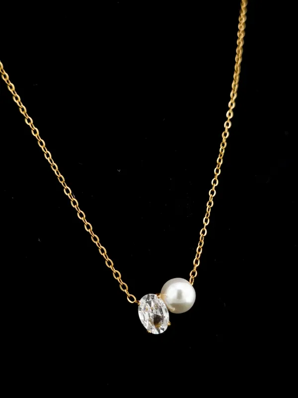 Oval_CZ_&_Pearl_Duo_Pendant_Necklace