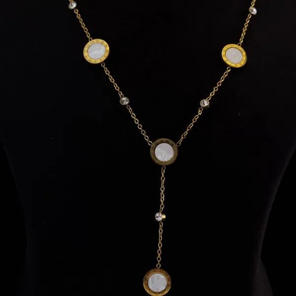 Roman_Laniakea_Necklace