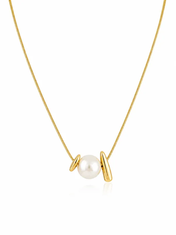 Sculptural_Pearl_Necklace