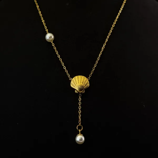 Seashell_Lustre_Necklace