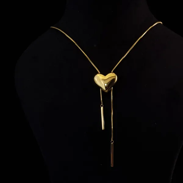 Serene_Heart_Lariat